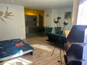 Piano Apartment Halle - Netflix - Free WiFi 4